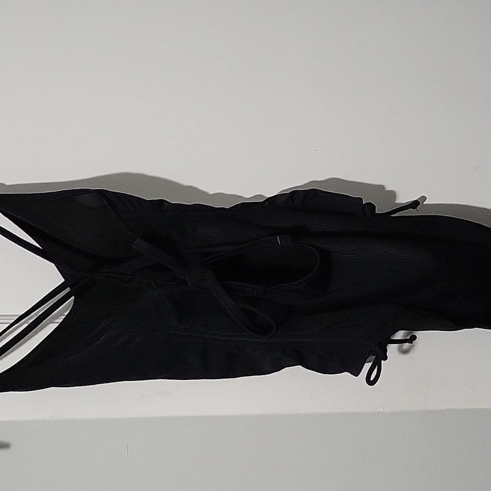 Bathing suit - Picture 2 of 7